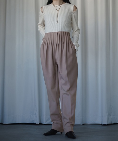 Ezick(エジック)の「Pleats tuck ルーズスラックス(スラックス・レディース・ダークブルー/ピンクベージュ/チャコールグレー・FREE)」の21枚目の写真
