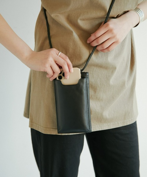 GALLARDAGALANTE（ガリャルダガランテ）の「【CASA】ECOバッグ付きモバイルウォレット（ショルダーバッグ・レディース・ブラック/キャメル/オフホワイト/ピンク/スカイブルー・FREE）」の7枚目の写真