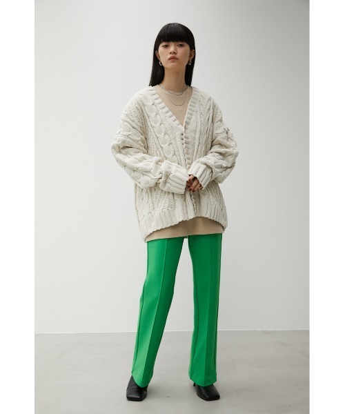 AZUL by moussy（アズールバイマウジー）の「CHENILLE CABLE CARDIGAN/シェニールケーブルカーディガン（カーディガン/ボレロ・メンズ・ベージュ/グレー/アイボリー/ブルー/ブラック・FREE）」の6枚目の写真