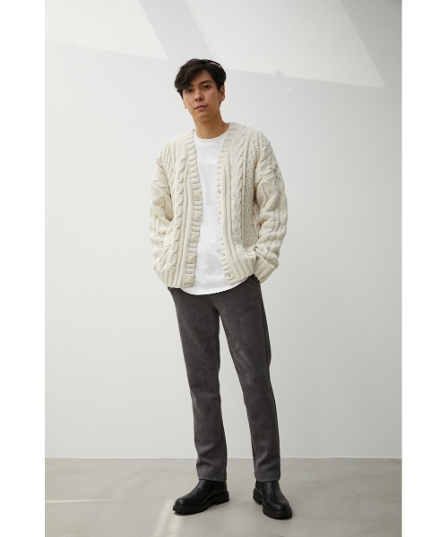 AZUL by moussy（アズールバイマウジー）の「CHENILLE CABLE CARDIGAN/シェニールケーブルカーディガン（カーディガン/ボレロ・メンズ・ベージュ/グレー/アイボリー/ブルー/ブラック・FREE）」の8枚目の写真