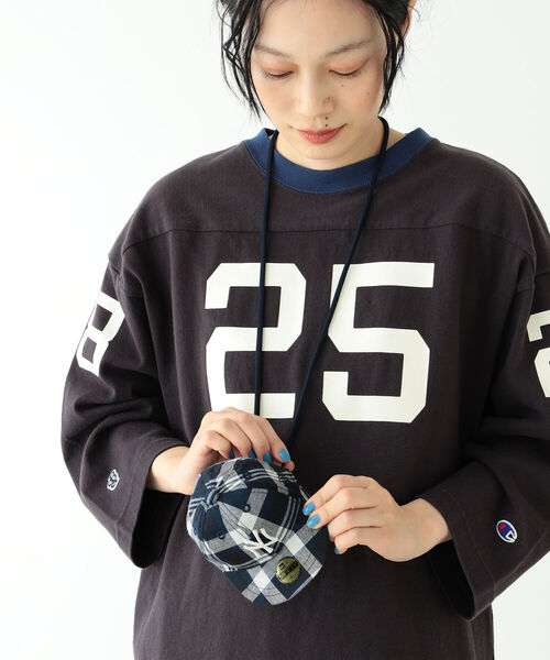 BEAMS BOY（ビームスボーイ）の「NEW ERA × BEAMS BOY / 別注 チェック ポーチ（ポーチ・レディース・ネイビー・ONE SIZE）」の6枚目の写真