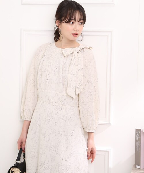 couture brooch（クチュールブローチ）の「◇ラインフラワーソフト