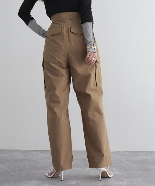 GEVACO（ゲバコ）の「【GEVACO/ゲバコ】リップストップカーゴパンツ（カーゴパンツ・レディース・ベージュ/カーキ・38/36）」の11枚目の写真