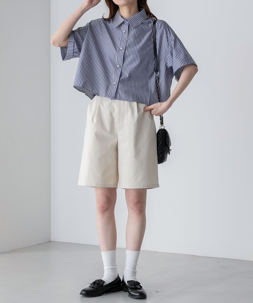 BONLECILL（ボンルシール）の「パールボタンクロップドレギュラーカラー半袖シャツ（シャツ/ブラウス・レディース・オフホワイト/ブルー/ネイビー系/ブラック系/ピンク/ブラック系2/オレンジ/ブラック系1・FREE）」の13枚目の写真