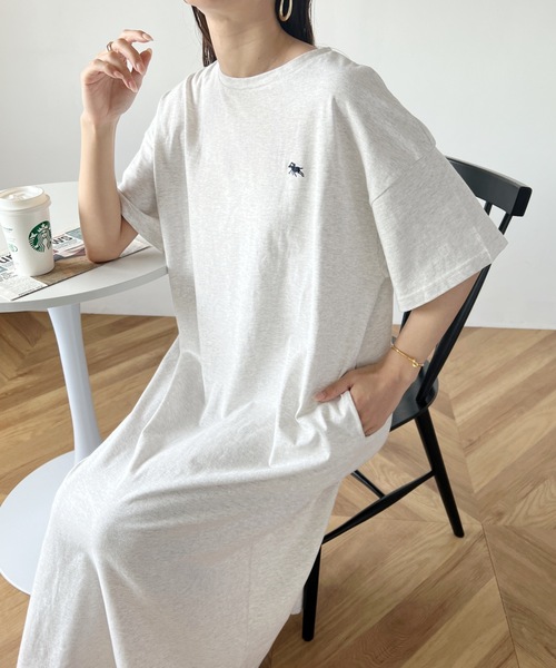 POLOCHAMPS(ポロチャンプス)の「【POLOCHAMPS/ポロチャンプス】別注 ワンポイント刺繍 半袖Tシャツワンピース(ワンピース・レディース・ブラック/ライトグレー/ベージュ・FREE)」の17枚目の写真