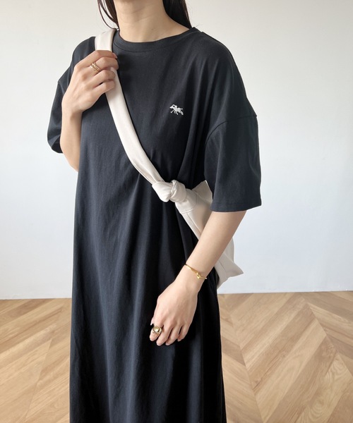 POLOCHAMPS(ポロチャンプス)の「【POLOCHAMPS/ポロチャンプス】別注 ワンポイント刺繍 半袖Tシャツワンピース(ワンピース・レディース・ブラック/ライトグレー/ベージュ・FREE)」の10枚目の写真