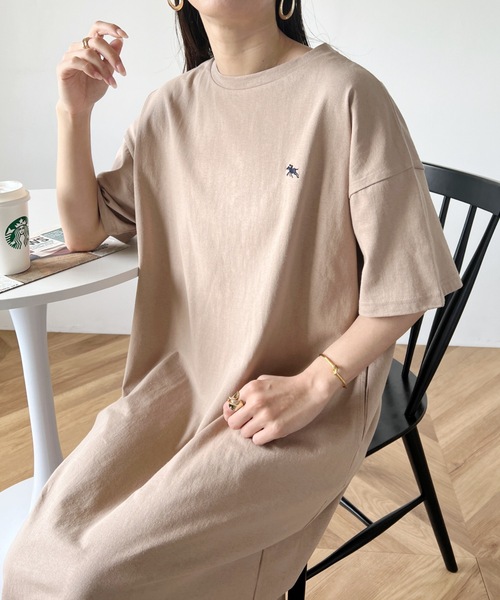 POLOCHAMPS(ポロチャンプス)の「【POLOCHAMPS/ポロチャンプス】別注 ワンポイント刺繍 半袖Tシャツワンピース(ワンピース・レディース・ブラック/ライトグレー/ベージュ・FREE)」の19枚目の写真