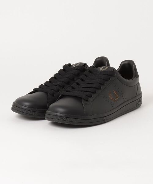 FRED PERRY（フレッドペリー）の「FRED PERRY B721 LEATHER / フレッドペリー B721 レザー（スニーカー・メンズ・ホワイト/ブラック/ホワイト系その他・24.0cm/25.0cm/26.0cm/27.0cm/28.0cm/23.0cm）」の3枚目の写真