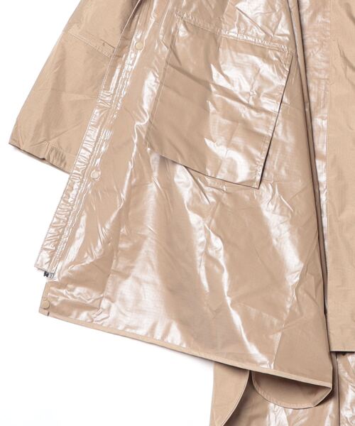 KiU（キウ）の「KiU/キウ レインコート/ポンチョ ニュースタンダードポンチョ K163-911-R（レインコート/ポンチョ・メンズ・ベージュ・FREE）」の4枚目の写真