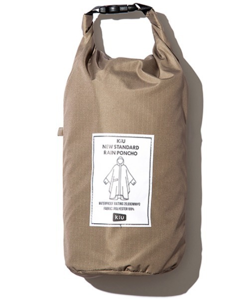 KiU（キウ）の「KiU/キウ レインコート/ポンチョ ニュースタンダードポンチョ K163-911-R（レインコート/ポンチョ・メンズ・ベージュ・FREE）」の2枚目の写真