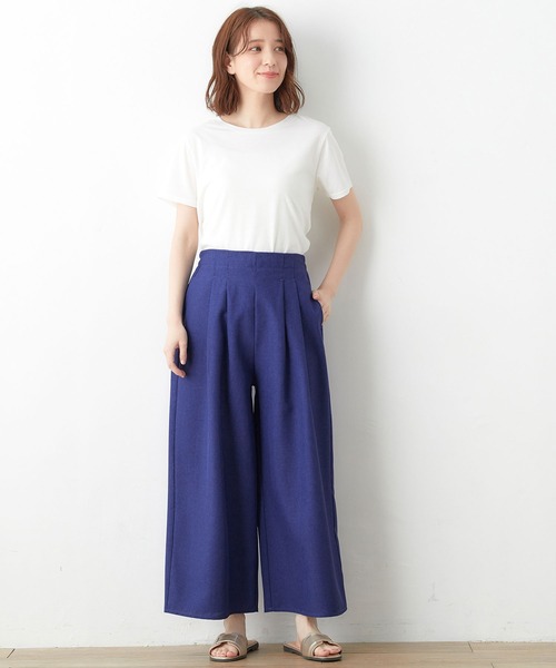 Viola e Viola(ヴィオラエヴィオラ)の「麻調タック使いワイドパンツ(その他パンツ・レディース・グレイッシュベージュ/スミクロ/ブルー・LARGE/X-LARGE/MEDIUM/XX-LARGE)」の10枚目の写真