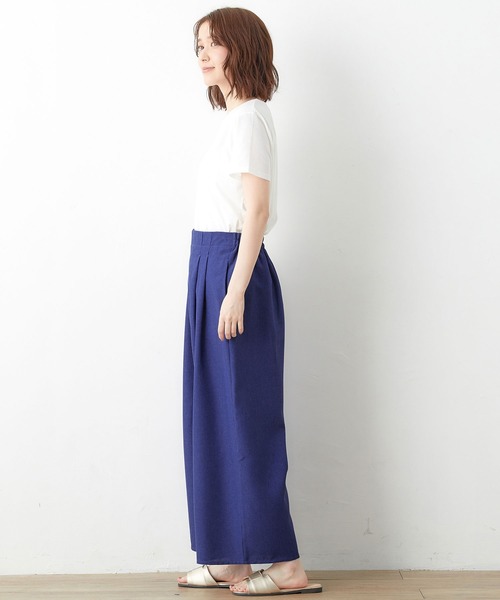 Viola e Viola(ヴィオラエヴィオラ)の「麻調タック使いワイドパンツ(その他パンツ・レディース・グレイッシュベージュ/スミクロ/ブルー・LARGE/X-LARGE/MEDIUM/XX-LARGE)」の11枚目の写真