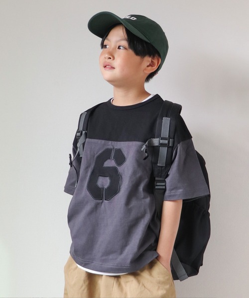 CIAOPANIC TYPY（チャオパニックティピー）の「【KIDS】USAコットン配色ナンバリングフットボールTee（Tシャツ/カットソー・キッズ・チャコールグレー/ホワイト/グリーン・S/M/L/XL/XXL）」の2枚目の写真