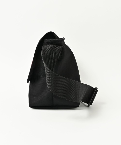 Manhattan Portage(マンハッタンポーテージ)の「Manhattan Portage マンハッタンポーテージ カジュアル ボディバッグ JRS(ボディバッグ/ウエストポーチ・メンズ・ブラック・FREE)」の4枚目の写真