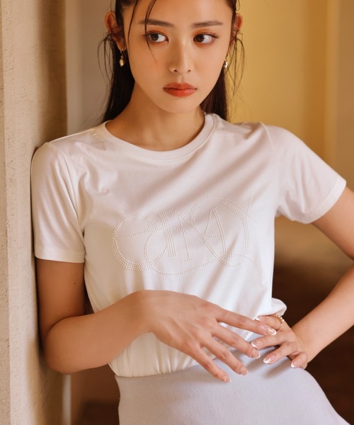 EIMY ISTOIRE(エイミーイストワール)の「eimyロゴパールTシャツ(Tシャツ/カットソー・レディース・その他/ブラック/ラベンダー/ベージュ/ホワイト/ピンク/サックスブルー・FREE)」の2枚目の写真