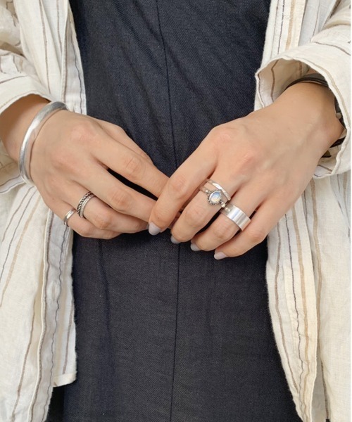 dictionary（ディクショナリー）の「ヴィンテージライク セット リング 【 DICTIONARY / ディクショナリー 】（リング・レディース・シルバー/ゴールド/シルバー系2/シルバー系3/ゴールド系1/ゴールド系2/ゴールド系3/ゴールド系4・FREE）」の16枚目の写真