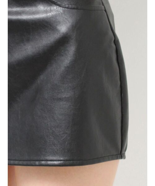 GYDA(ジェイダ)の「フェイクレザースカートライクショートパンツ(スカート・レディース・ブラック/シルバー・X-SMALL/SMALL/MEDIUM)」の15枚目の写真
