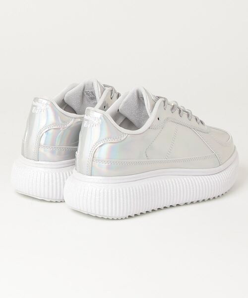 Onitsuka Tiger（オニツカタイガー）の「DELECITY / デレシティ