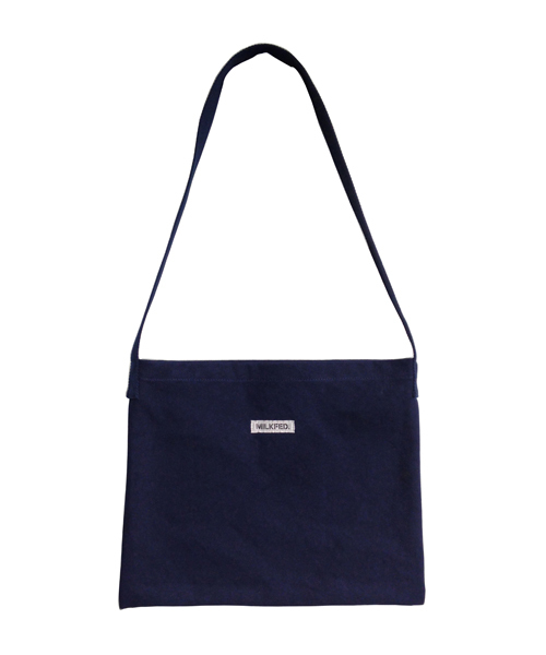 MILKFED.（ミルクフェド）の「SACOCHE BIG LOGO STENCIL　（サコッシュ/ショルダーバッグ）（ショルダーバッグ・レディース・ホワイト/ネイビー・ONE SIZE）」の3枚目の写真