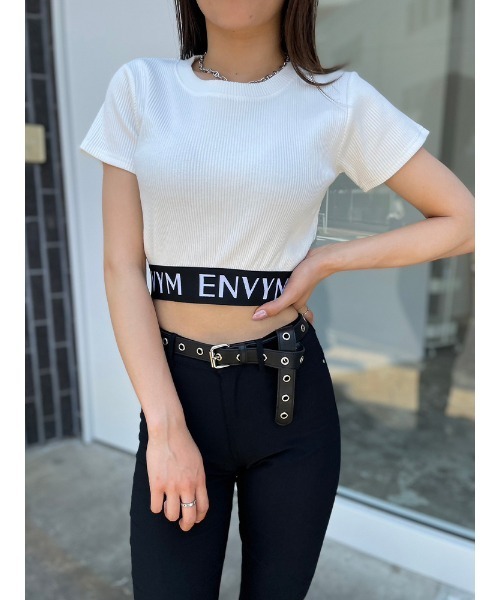 ENVYM（アンビー）の「ＥＮＶＹＭロゴＴｅｅ（Tシャツ/カットソー・レディース・ホワイト/グリーン/ブラック/その他・FREE）」の2枚目の写真