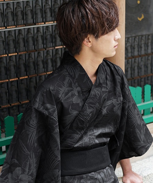 MinoriTY（マイノリティ）の「【MinoriTY】ボタニカル線描きデザイン浴衣 浴衣＋腰帯 花火セット 夏祭りセット 【2点セット】メンズ（浴衣・メンズ・ブラック/ネイビー・M/XL/L）」の6枚目の写真