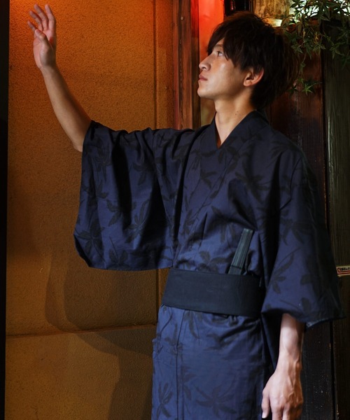 MinoriTY（マイノリティ）の「【MinoriTY】ボタニカル線描きデザイン浴衣 浴衣＋腰帯 花火セット 夏祭りセット 【2点セット】メンズ（浴衣・メンズ・ブラック/ネイビー・M/XL/L）」の9枚目の写真