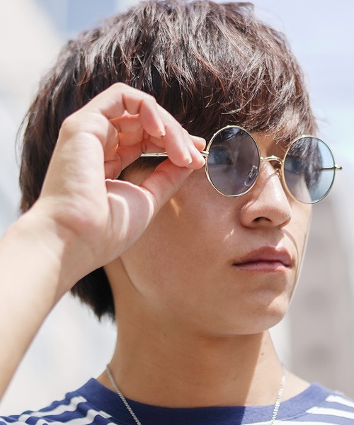 MinoriTY（マイノリティ）の「【気分、上がる】ラウンド型メタルサングラス カラーサングラス 伊達メガネ メンズ ウィメンズ ユニセックス【MinoriTY】（サングラス・メンズ・ブラウン/ブルー/スモーク・FREE）」の7枚目の写真