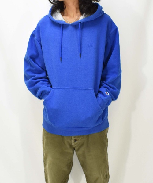 Champion(チャンピオン)の「【ヴィンテージ古着】Champion / チャンピオン ロゴ刺繍 スウェットパーカー(パーカー・メンズ・ブルー・MEDIUM)」の3枚目の写真