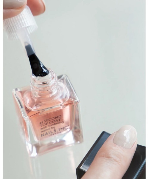 NAILS INC（ネイルズインク）の「Number Ones Mini Base and Top Coat Kit（マニキュア/ジェルネイル