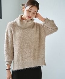 ふわふわシャギーオフタートルニット