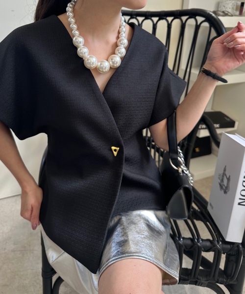 ULEULA(ウルア)の「金釦Vネックデザインベスト(ベスト・レディース・ブラック・FREE)」の19枚目の写真