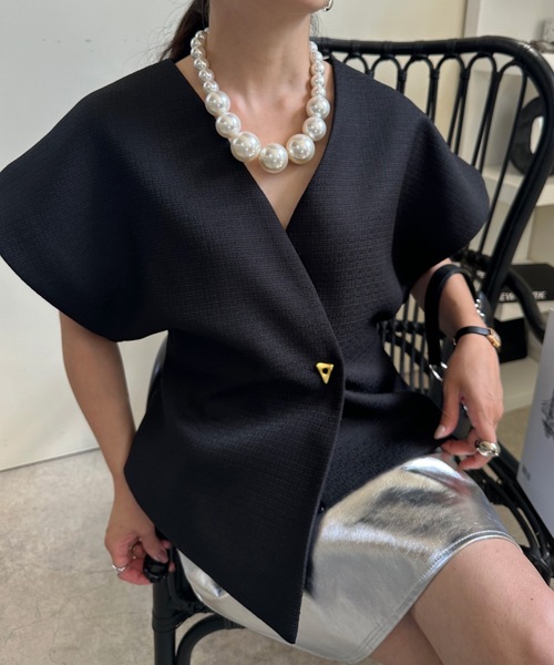 ULEULA(ウルア)の「金釦Vネックデザインベスト(ベスト・レディース・ブラック・FREE)」の20枚目の写真