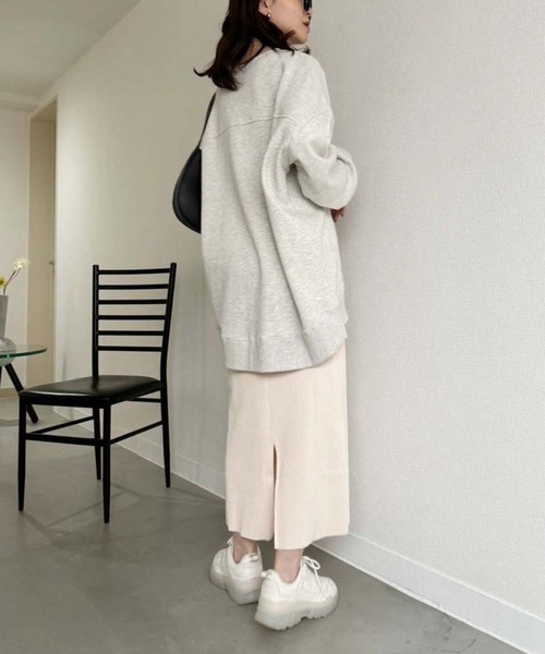 one after another NICE CLAUP（ワンアフターアナザーナイスクラップ）の「【WEB限定】2サイズ展開/ロゴ刺繍オーバーサイズスウェット（スウェット・レディース・ライトグレー/ピンク/オフホワイト/杢グレー/オートミール・MEDIUM/LARGE）」の21枚目の写真