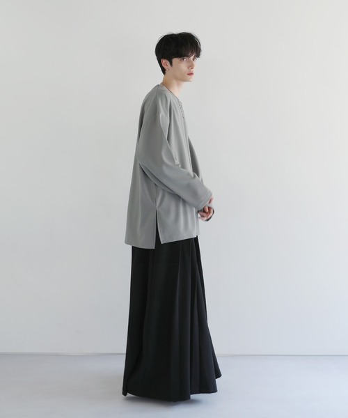 LILL（リル）の「ドライアムンゼンレイヤードロングTシャツ（Tシャツ/カットソー・メンズ・ブラック/グレー/ホワイト/ネイビー/ワイン/チャコールグレー・L/M/S/XL/XS）」の22枚目の写真