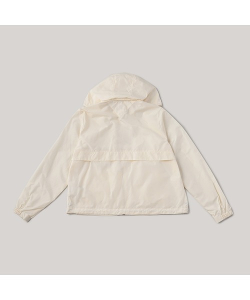TOMMY HILFIGER(トミーヒルフィガー)の「トランジショナルフーデッドウィンドブレーカー(マウンテンパーカー・レディース・ネイビー/アイボリー・MEDIUM/SMALL/X-SMALL)」の12枚目の写真