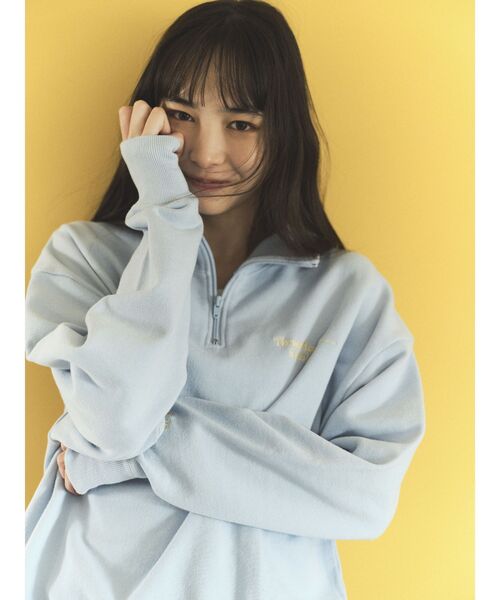 Ungrid(アングリッド)の「井桁弘恵さんコラボ ハーフジップロゴスウェット(スウェット・レディース・カーキ/オレンジ/ブルー・FREE)」の12枚目の写真