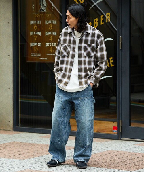 FREAK'S STORE（フリークスストア）の「ブリーチ加工 オープンカラー オンブレチェック シャツ/ロングスリーブ/リラックスフィット（シャツ/ブラウス・メンズ・ブラック/ブルー/ホワイト/グリーン・MEDIUM/LARGE）」の10枚目の写真