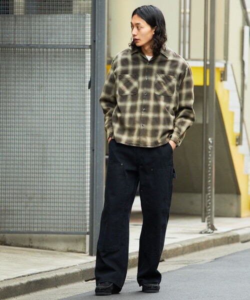 FREAK'S STORE（フリークスストア）の「ブリーチ加工 オープンカラー オンブレチェック シャツ/ロングスリーブ/リラックスフィット（シャツ/ブラウス・メンズ・ブラック/ブルー/ホワイト/グリーン・MEDIUM/LARGE）」の5枚目の写真