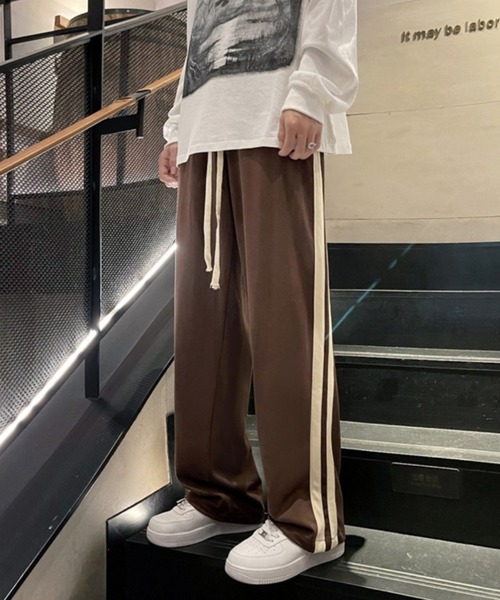 SEN TOKYO（セントーキョー）の「存在感のある2本ライン。ワイドラインスウェットジャージ（スウェットパンツ・メンズ・ブラウン/ブラック・M/XL/L）」の11枚目の写真