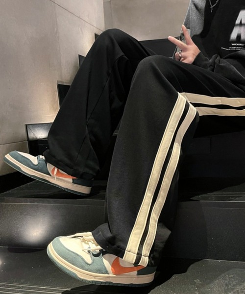 SEN TOKYO（セントーキョー）の「存在感のある2本ライン。ワイドラインスウェットジャージ（スウェットパンツ・メンズ・ブラウン/ブラック・M/XL/L）」の15枚目の写真