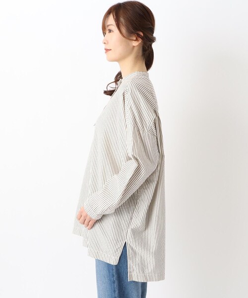 one'sterrace(ワンズテラス)の「オックス ストライプロング シャツ(シャツ/ブラウス・レディース・ホワイト系9/ベージュ系その他7・02)」の4枚目の写真