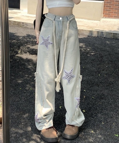 Achic(アシック)の「星柄デニムパンツ(デニムパンツ・レディース・サックスブルー・L/M/S)」の3枚目の写真