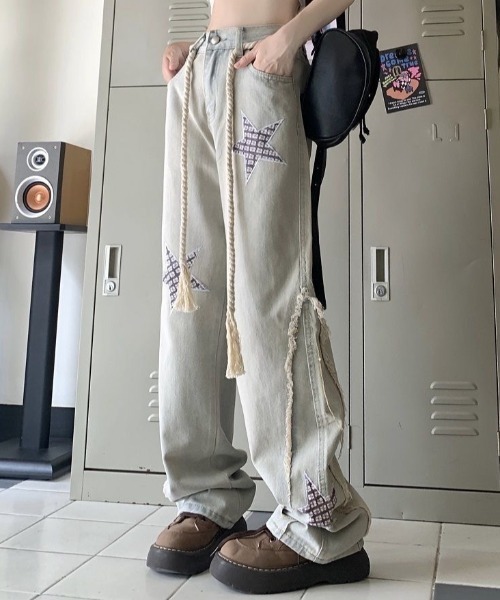 Achic(アシック)の「星柄デニムパンツ(デニムパンツ・レディース・サックスブルー・L/M/S)」の4枚目の写真