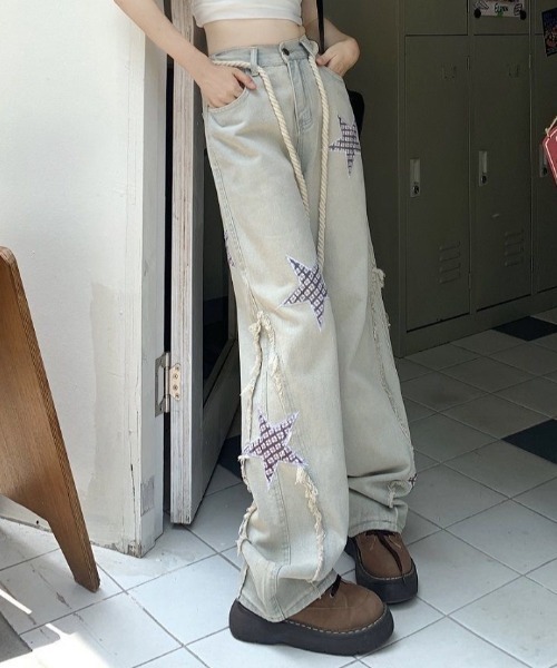 Achic(アシック)の「星柄デニムパンツ(デニムパンツ・レディース・サックスブルー・L/M/S)」の21枚目の写真