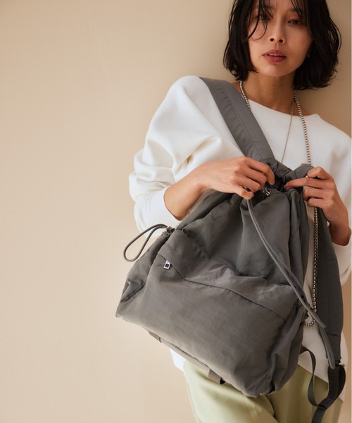 BARNYARDSTORM（バンヤードストーム）の「BARNYARDSTORM / スクイーズライトリュック（バックパック/リュック・レディース・ブラック/グレー・FREE）」の4枚目の写真