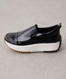【美品】BEARDSLEY ビアズリー レザースリッポン厚底 ブラック 22.5 BEARDSLEY（ビアズリー）の「《22.5～25cmサイズ》エナメルレザー