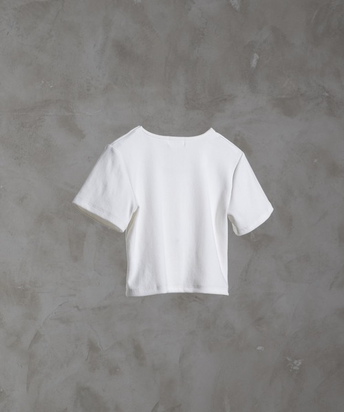 adree(アドリー)の「square neck ADREE logo short T shirt /スクエアネックADREEロゴショートTシャツ(Tシャツ/カットソー・レディース・ブラック/ホワイト・SMALL/MEDIUM)」の11枚目の写真