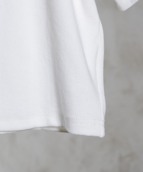 adree(アドリー)の「square neck ADREE logo short T shirt /スクエアネックADREEロゴショートTシャツ(Tシャツ/カットソー・レディース・ブラック/ホワイト・SMALL/MEDIUM)」の15枚目の写真
