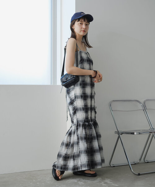 Kastane（カスタネ）の「2WAYコンパクトマルチバッグ（ショルダーバッグ・レディース・シルバー/ブラック・FREE）」の21枚目の写真