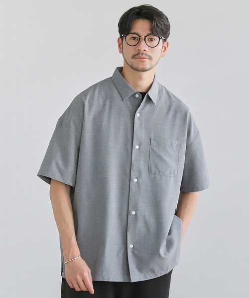 SPU(スプ)の「日本製Naturemier(TM)シャンブレーレギュラーカラーシャツ(シャツ/ブラウス・メンズ・ベージュ/サックスブルー/ライトグレー/ネイビー・L/M/XL)」の2枚目の写真